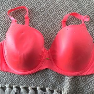 Victoria Secret Bra - 38 DD